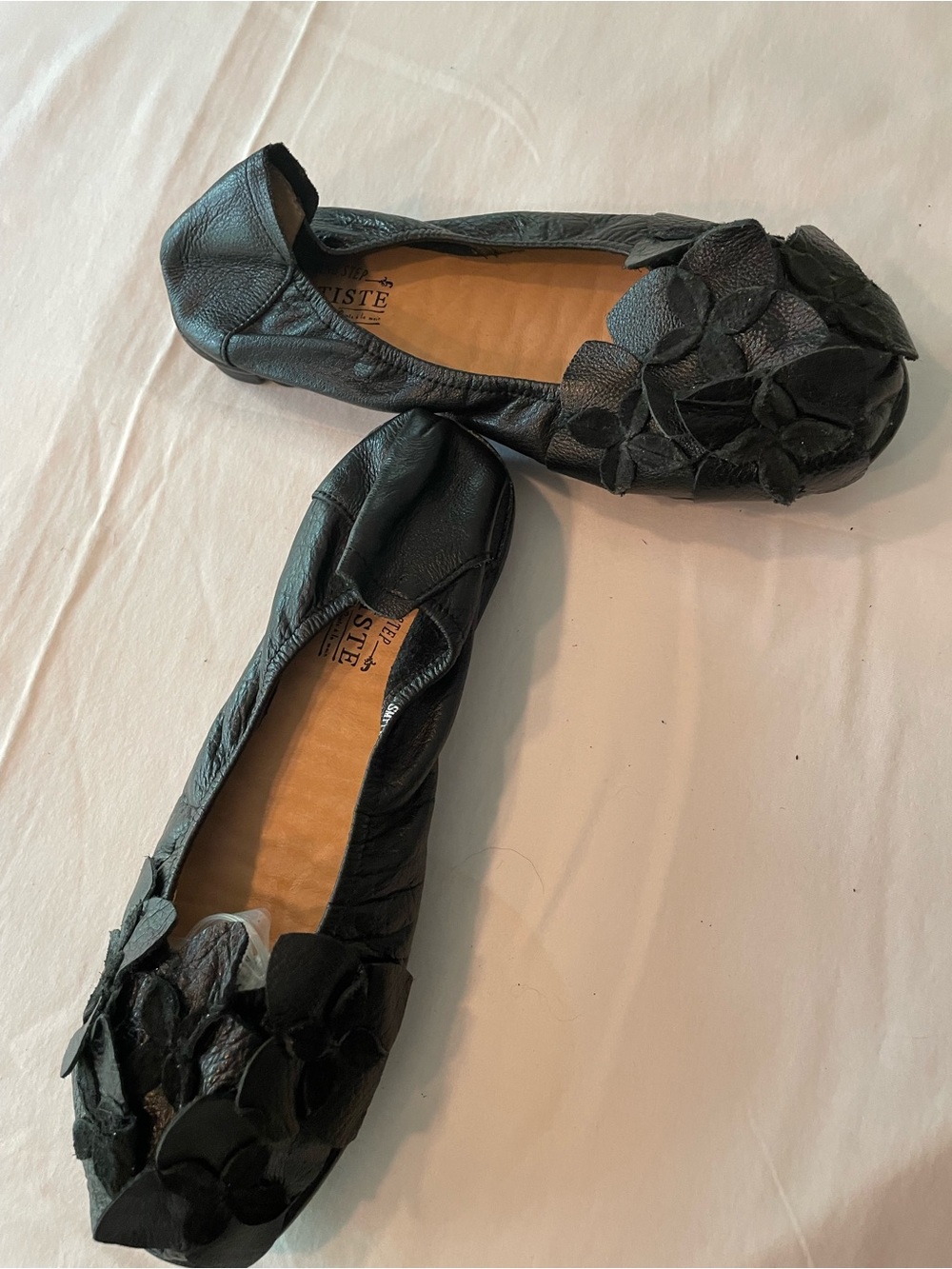 Black Floral Appliqué Leather Ballet Flats - Women